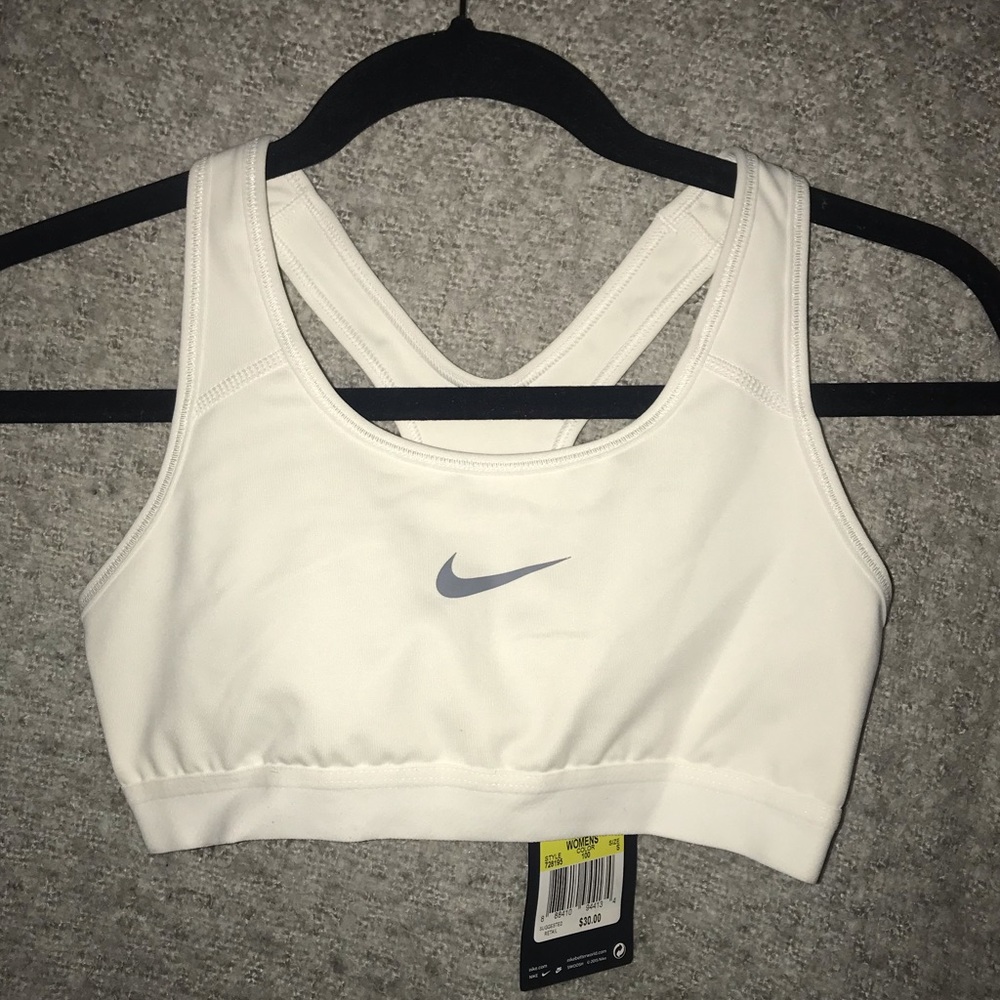 Nike Sports Bra (Tags on)